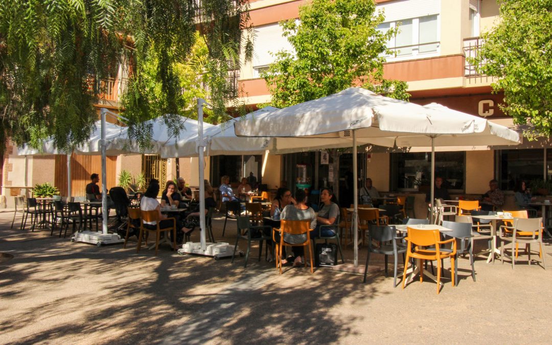 Bar Plaza, punto de encuentro: historias y momentos compartidos en el corazón del pueblo