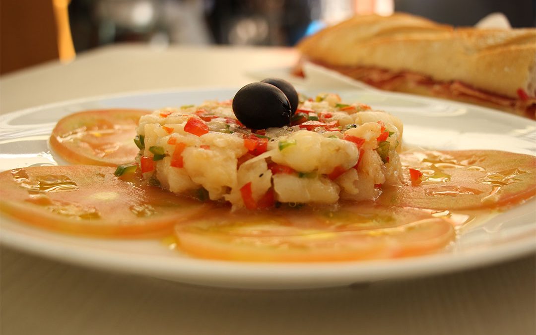 Platos del día: por qué triunfan en los bares de pueblo