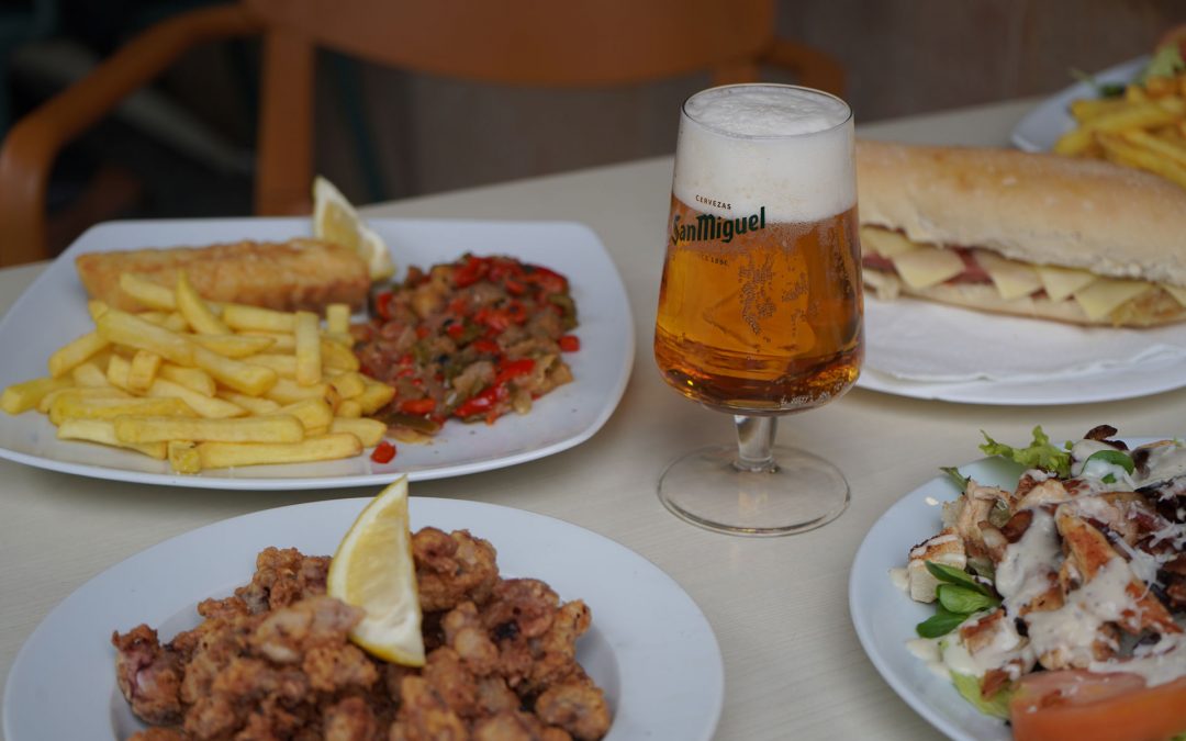 Qué hacer en Mont-roig del Camp: parada obligatoria en Bar La Plaça